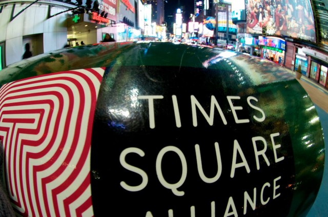 fun-times-square-pictures-new-york-vacation