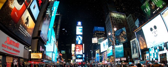 jan 16 2012 times square first snow