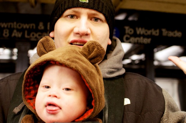 new-york-train-subway-station-father-son-new-york 2