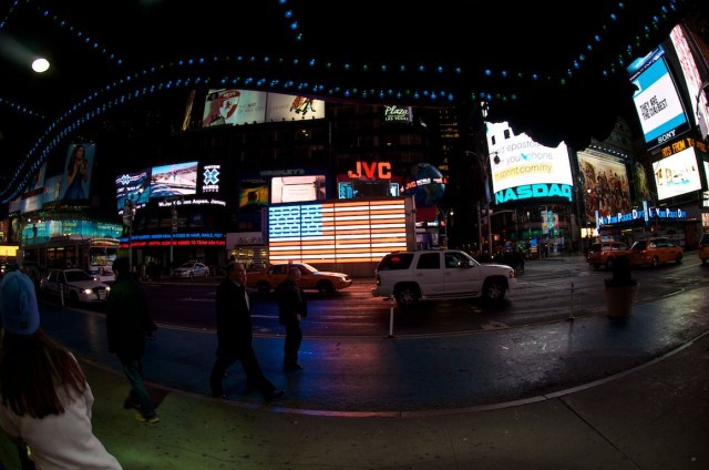 times-square-led-american-flag-lights