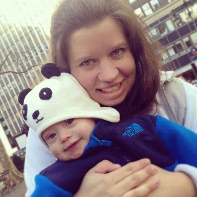 mom-mother-baby-baby-panda-hat-north-face-jacket