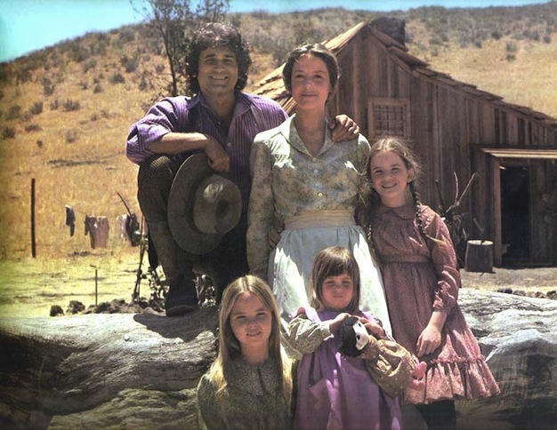 picture of the cast of little house on the prairie