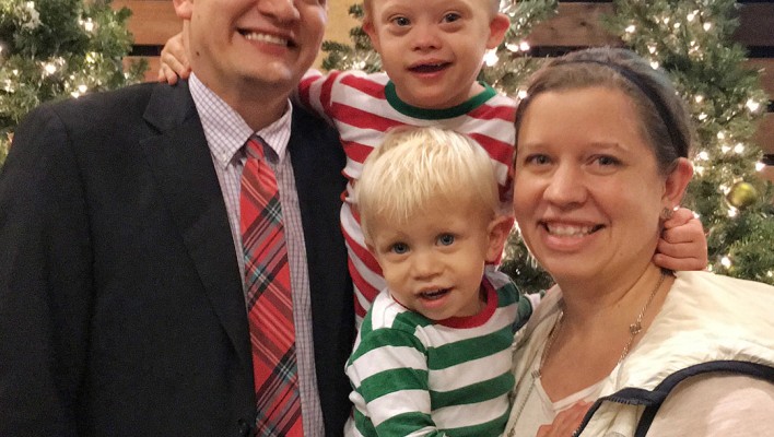 down syndrome family christmas picture