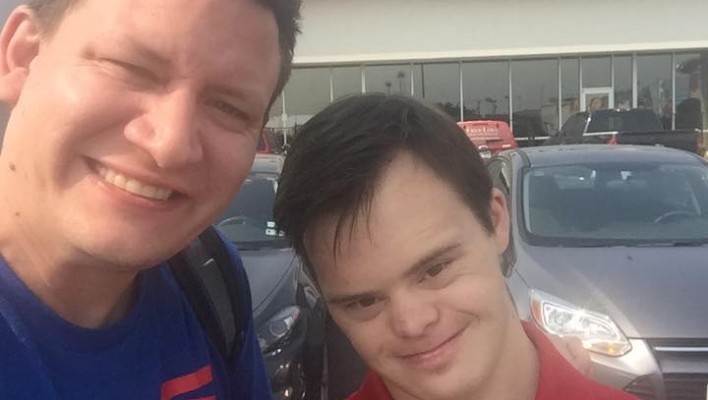employe with down syndrome working at car dealership